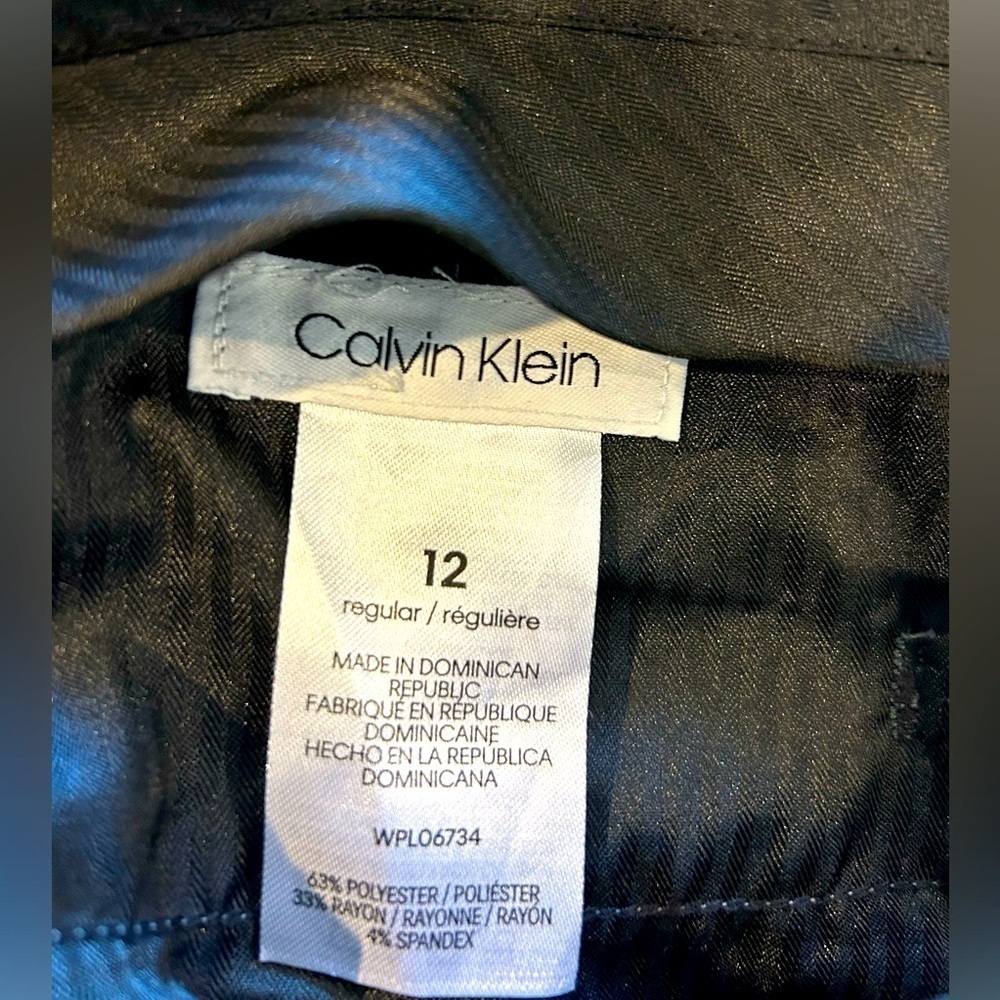 037. Calvin Klein Charcoal Big Boys Slim-Fit Plain-Weave Suit Pants and Vest - Picture 2 of 7